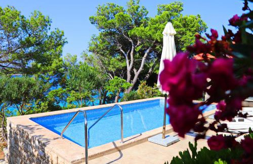 Potirna Villa | Villa Nova