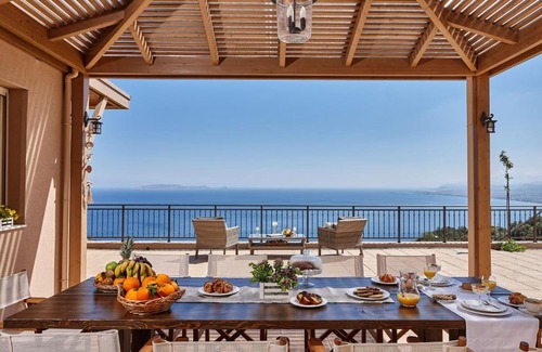 Malevizi Villa | Villa Omikron