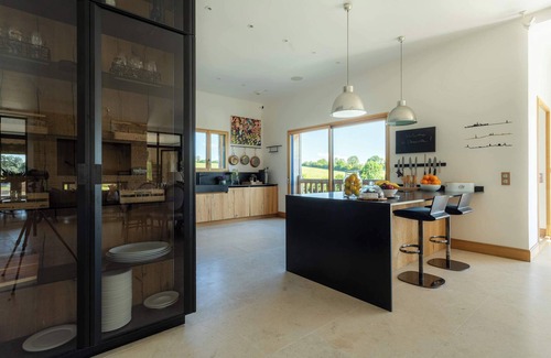 Bonneville-sur-Touques Villa | Villa piscine intérieur chauffé à 5mn de Deauville