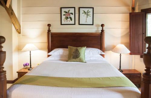 Deshaies Villa | Villa Palm Bay Stunning View 5 min to beach 3 min to downtown King size bed