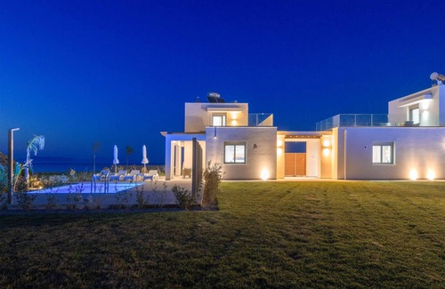 Theologos Villa | Villa Panaxia Keema - Two Bedroom Villa, Sleeps 4