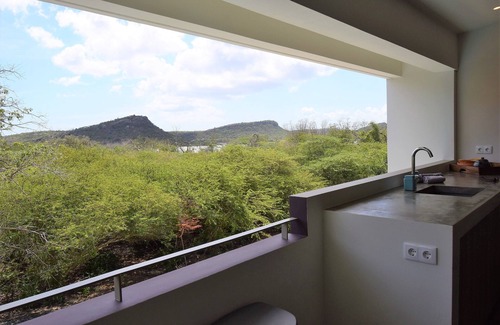 Sint Michiel Villa | Villa Peace - modern design villa with private pool & jacuzzi