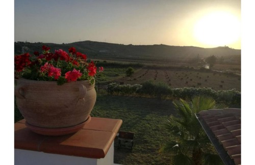 Montallegro Villa | Villa Peppino - Stay in Relaxation, Full Apartment, ground floor with Veranda