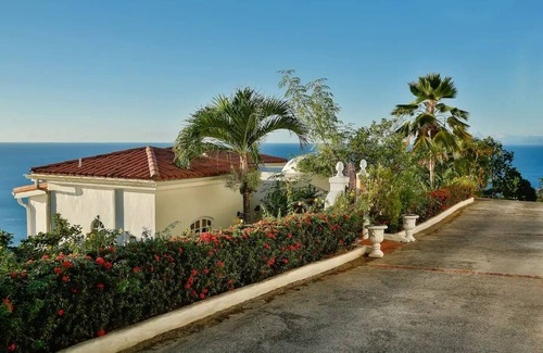 Bois d'Orange Villa | Villa Periwinkle Windjammernn