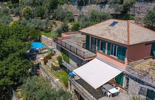 Recco Villa | Villa Pia in Recco with 12 beds and swimming pool