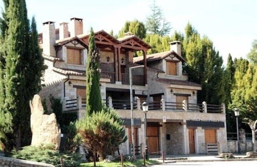 Bohoyo Apartment | Villa Polilla in the Sierra de Gredos