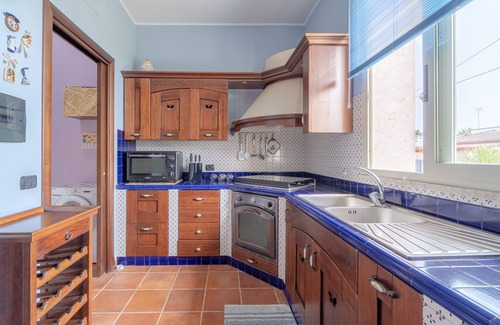 Piccio Villa | Villa 'Raffa' with Sea View, Wi-Fi and Air Conditioning