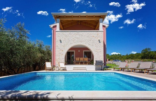 Vrvari House | Villa Rea