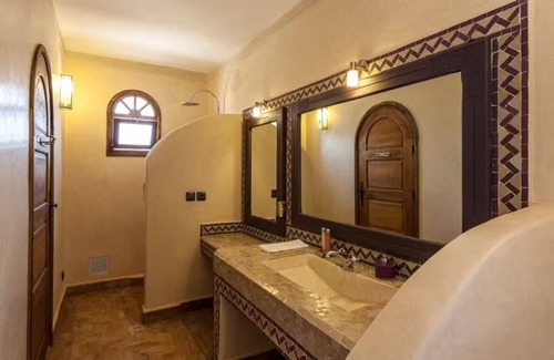 Ounagha House | Villa Riad Dharma