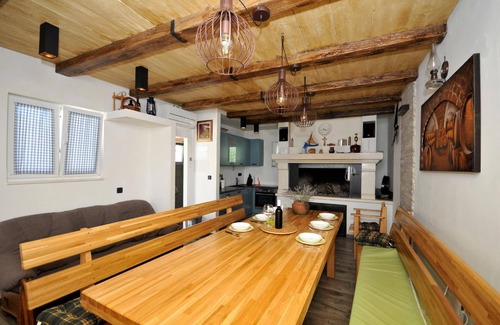 Kastel Stafilic House | Villa Rimac in Kastel Stafilic with garden, barbecue