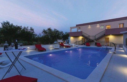Kastel Stafilic House | Villa Rimac in Kastel Stafilic with garden, barbecue
