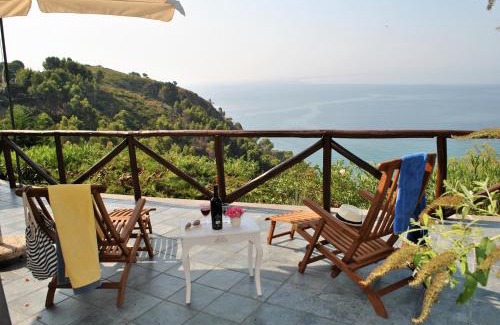 Sperlonga House | VILLA ROMANTIC COVE vista mozzafiato sul mare