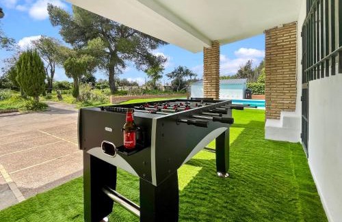 Jerez de la Frontera Villa | Villa San Patricio I Piscina Privada I Jacuzzi Spa I BBQ I PS5 I Aire Acon I 3000m2 I 5min-Centro