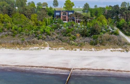 Hohe Dune Apartment | Villa Schmidt Apartments - Strandhaus direkt am Meer mit Sauna, Sport und Dünengarten IV