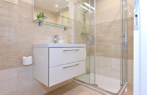 Vodice Apartment | Villa Slavica 1