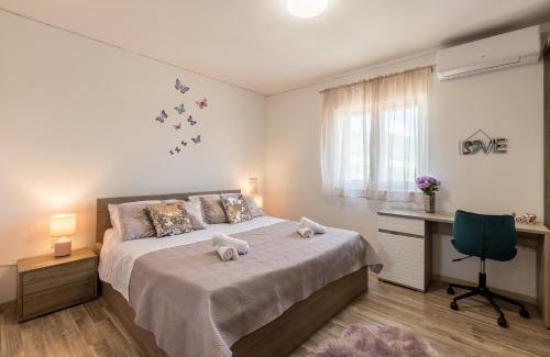 Kastel Stari Villa | Villa Summertime