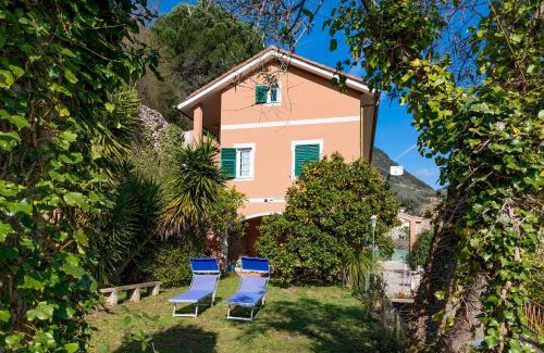 Finalborgo Villa | Villa Teresa a due passi da Finalborgo