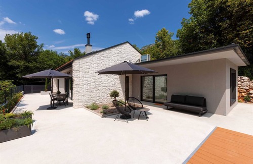 Grizane Villa | Villa Tizi by Aneo Travel