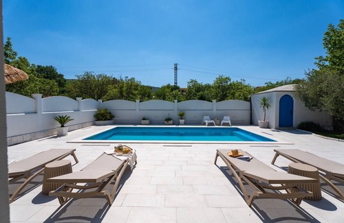 Tugare Villa | VILLA TUGARKA private pool, 3 bedrooms, play-house, great for families, max 6 pax