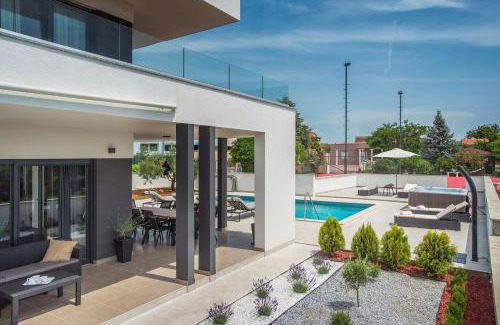 Sikici Villa | Villa Una