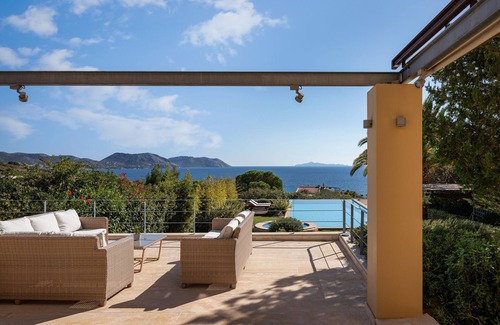 Anavyssos Villa | Villa Valli Athenian Riviera