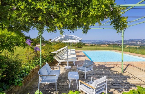 Terre Roveresche Villa | Villa Vista Mare, magnificent villa in the north of the Marche region, near the Adriatic Coast.