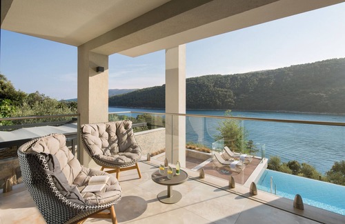Duga Luka Villa | Villa Vlastelini 2 Sea Access