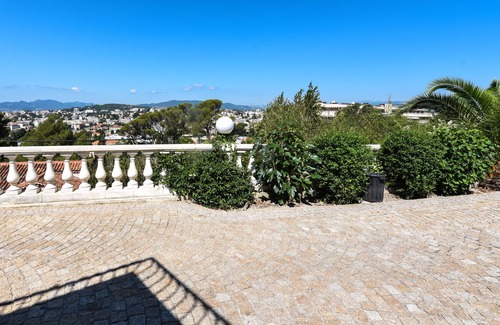 Le Cannet Villa | Villa vue mer Exceptionnelle Hauteur de la Californie de Cannes