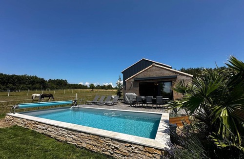Villeneuve-en-Retz Villa | villa with 4 bedrooms, 2 bathrooms and private swimming pool