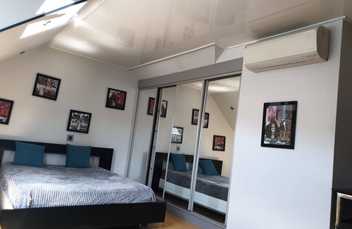 Dampierre-les-Bois Cabin | Villa with private pool, sauna and Jacuzzi.