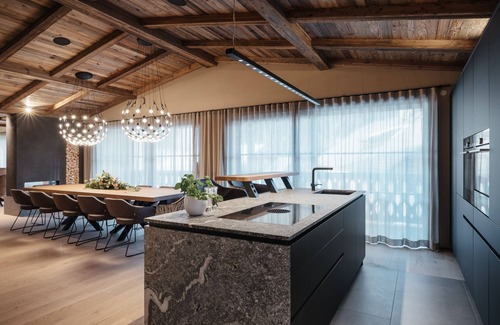 Mareo Villa | Villa with pool for 12 people