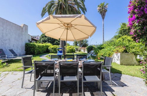 Forio Villa | villa with pool, tennis, socker, private garden