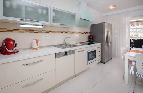 Seget Vranjica Villa | Villa with private swim pool, 40 meters from the sea