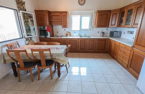 Messini Villa | Villa with terraces and large garden, sea and mountain views - 5mn from the beach