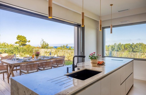 Prunete Villa | Villa Yaya, magnificent architect-designed villa with heated swimming pool and sea views.