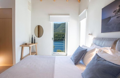 Sivota Villa | Villa Zoe - Direct Sea Access Live Scenery at