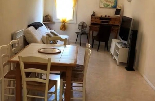 Torreilles House | VILLAGE HOUSE FOR RENT