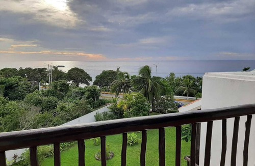 Cozumel Apartment | VILLAS MAYALUUM PENTHOUSE, 3-BR, 50 ft from sea