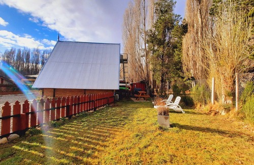 Dina Huapi Cabin | Villegas cottage (with heated pool and garden) Alentue complex