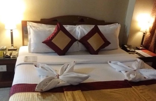 Gopalapuram Hotel | Vinayaga by Poppys Coimbatore