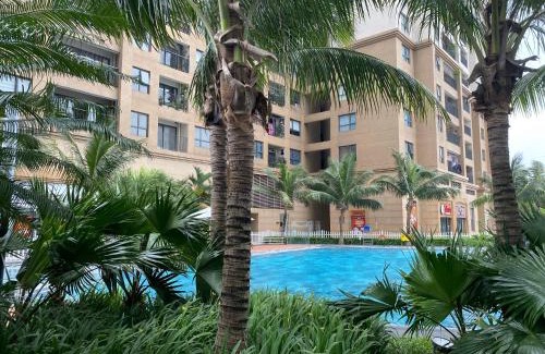 Trung Hoa Nhan Chinh Apartment | Vinhomes D'Capitale Hanoi - South Land