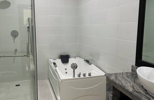 Uyo Hotel | Vinpy Hotels