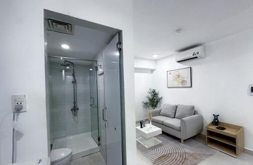 District 3 Apartment | Vintage Hideaway