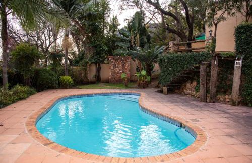 Kosmos House | Vintage Serene Villa