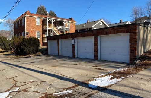 Joslyn Castle Apartment | Vintage Vibes, Modern Comfort Near UNMC