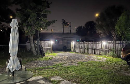 Fairview Shores Apartment | Virbo Host Website is not working for me. Do not book this property. Thank you