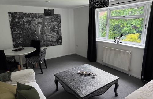 Runnymede Apartment | Virginia Water, comfortable two bed apartment!