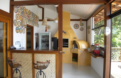 Sao Pedro House | Vista Film with Very Comfortable - 6 suites