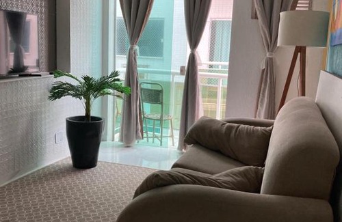 Centro Apartment | Vista mar, banheira gigante e churrasqueira, pe na areia, ao lado hotel malibu