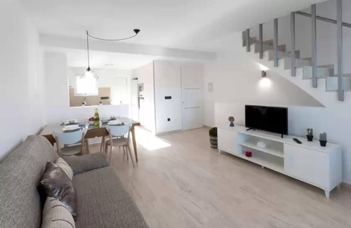 Molinell Ski Chalet | Vistamar 1 - House In Urbanització Platja D'oliva